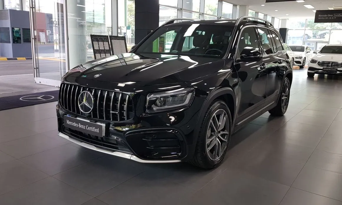Mercedes-Benz GLB-Class — фото 1