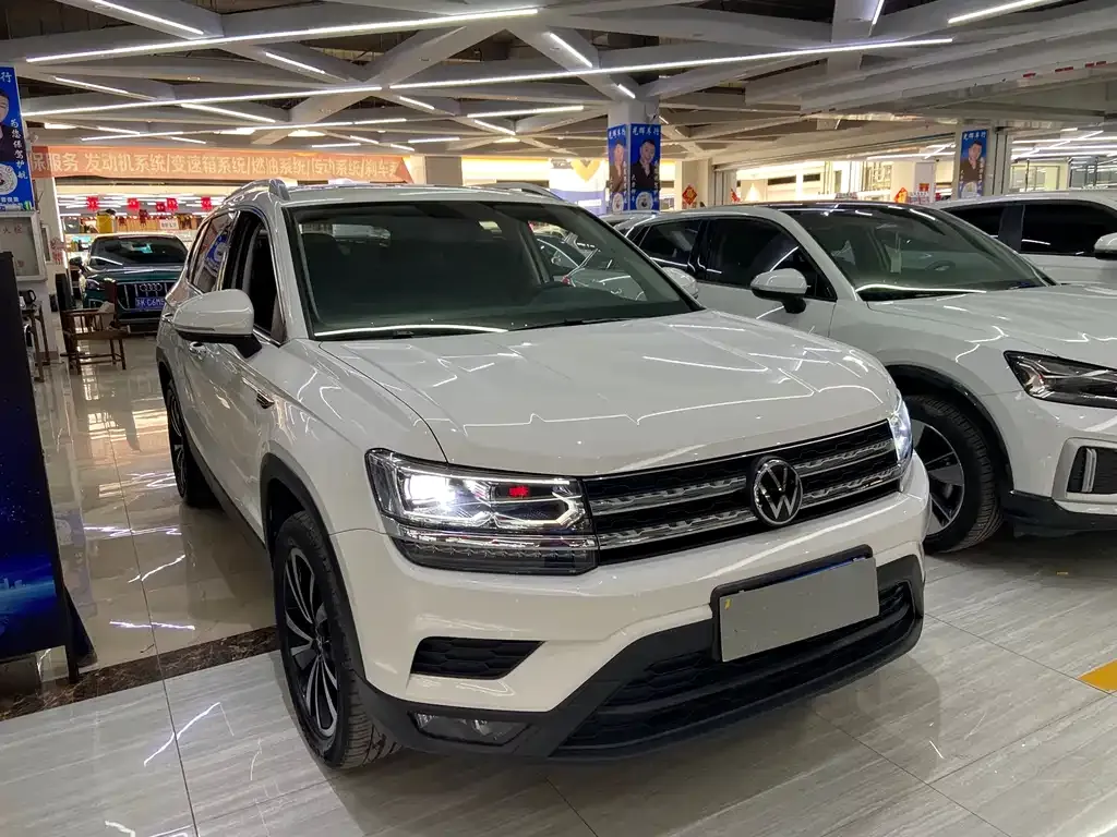 Volkswagen Tharu — фото 10