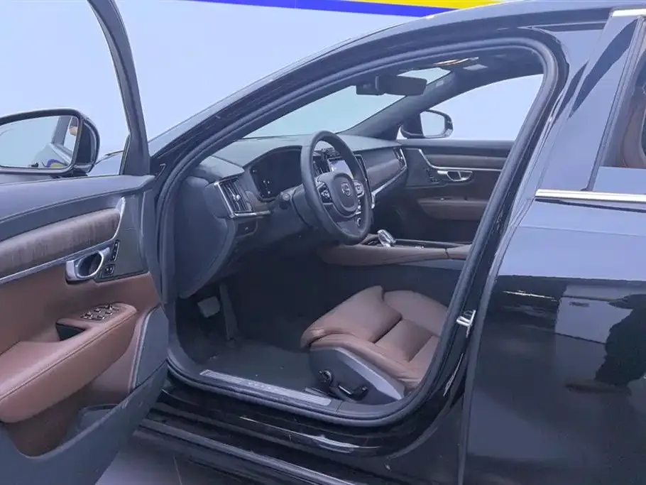 Volvo S90 — фото 4