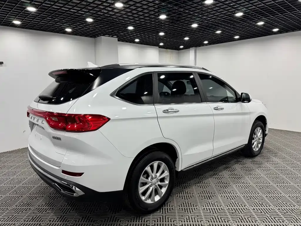 Haval M6 — фото 6