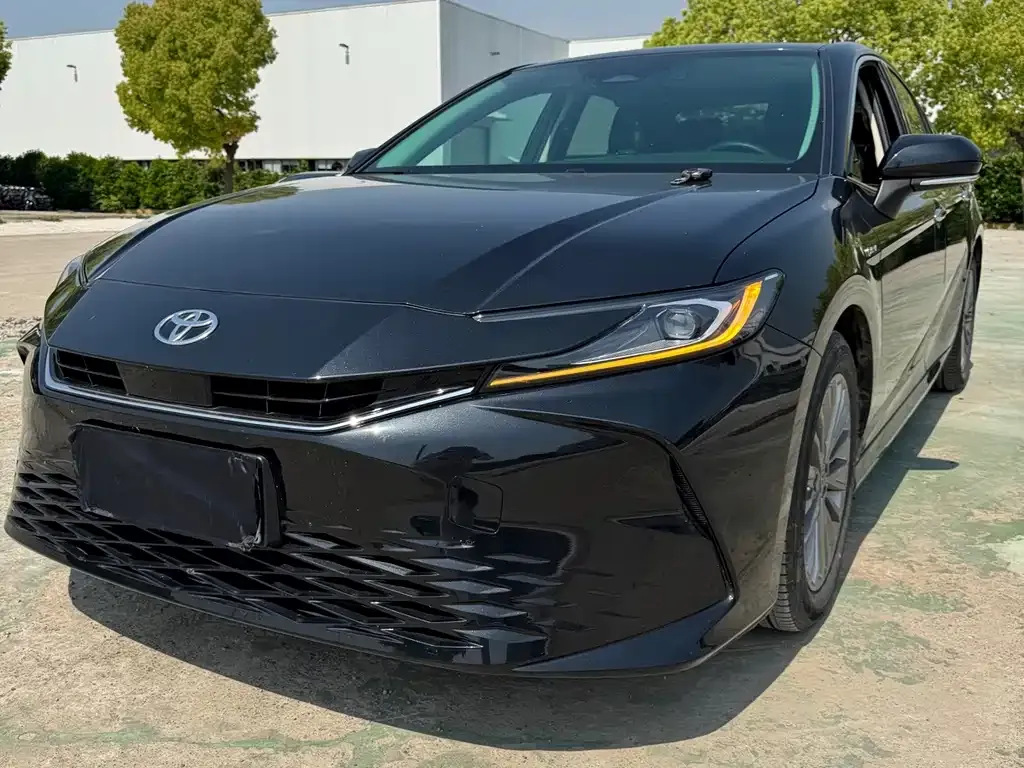 Toyota Camry 2025 из CN, фото 3