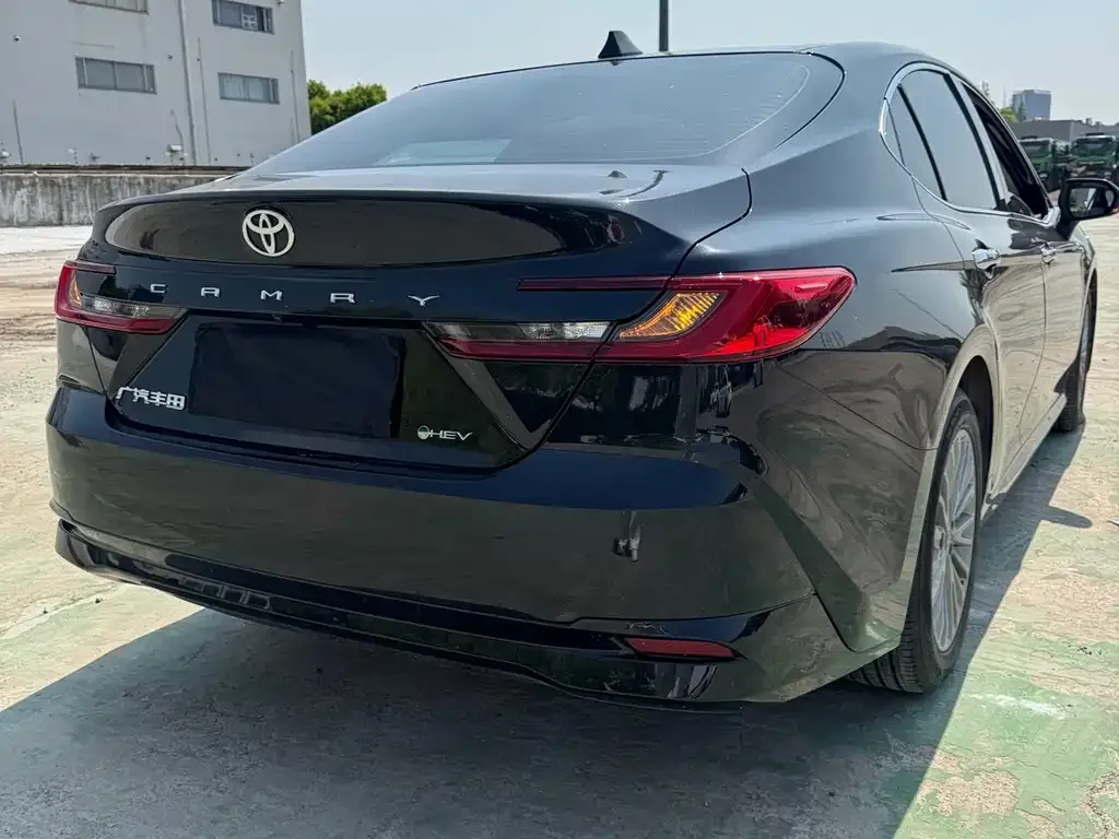 Toyota Camry 2025 из CN, фото 7