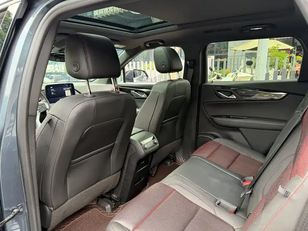 Chevrolet Blazer 2022 из CN, фото 2