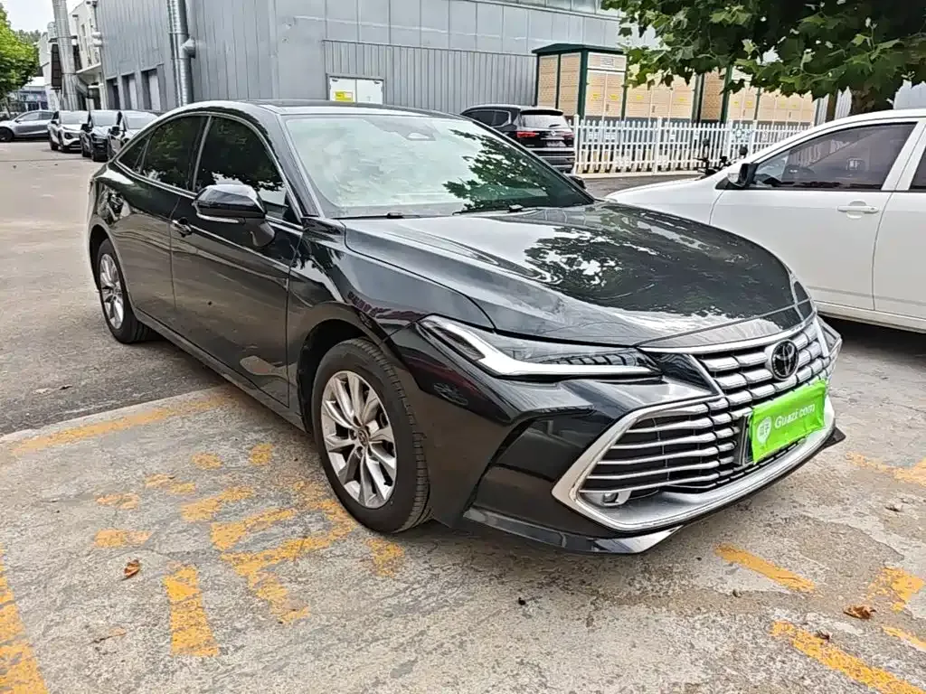 Toyota Avalon — фото 10