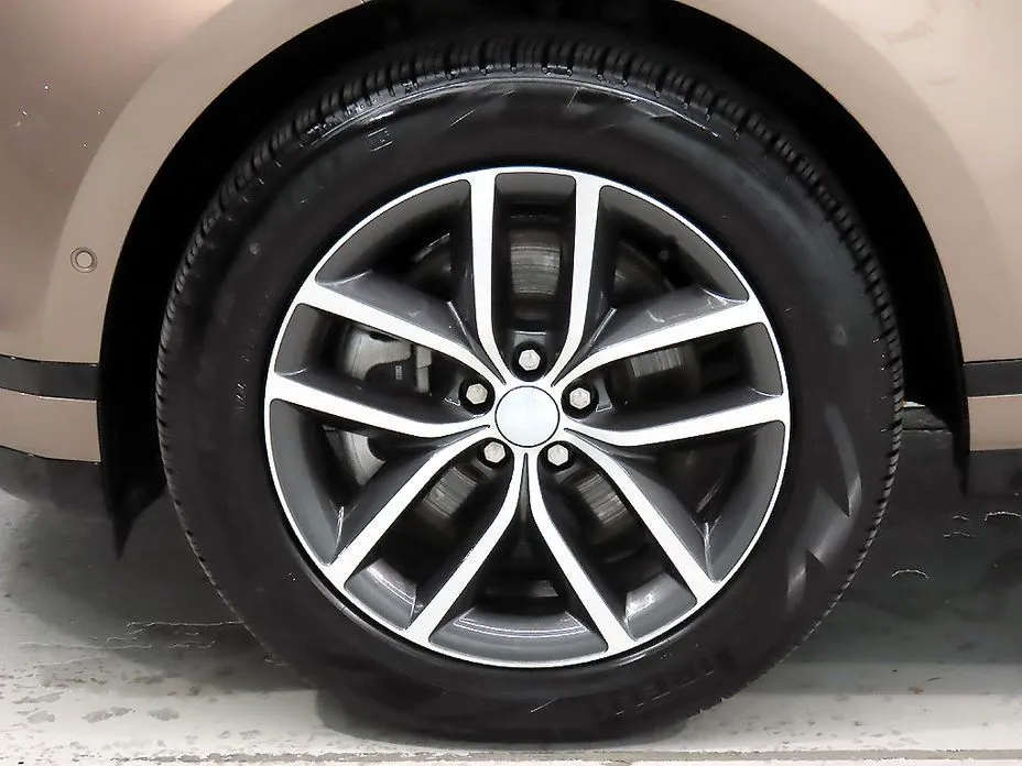 Land Rover Range Rover Evoque — фото 10