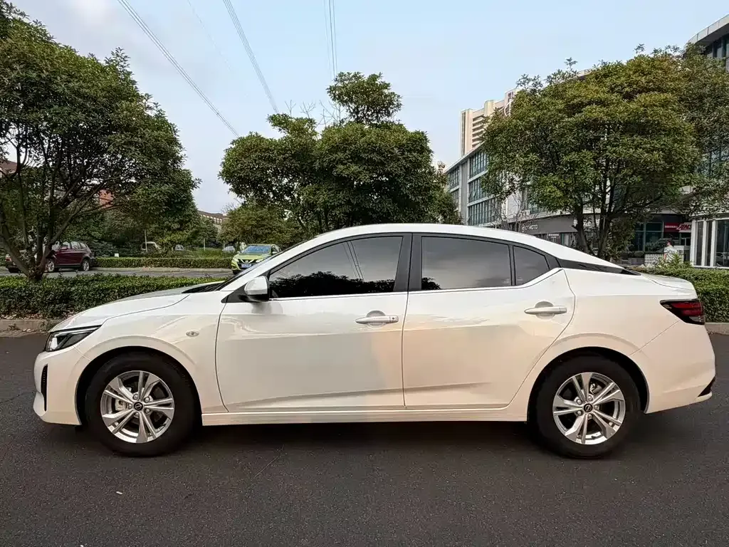 Nissan Sylphy — фото 4