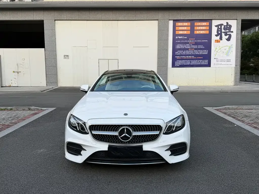 Mercedes-Benz E-Class (Import) — фото 5