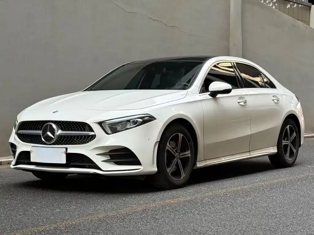 Mercedes-Benz A-Class — фото 1
