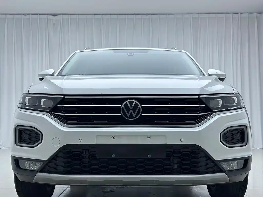 Volkswagen T-Roc — фото 7
