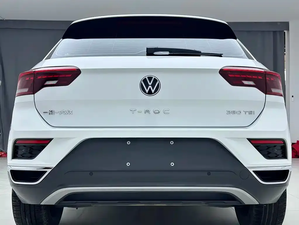 Volkswagen T-Roc — фото 4