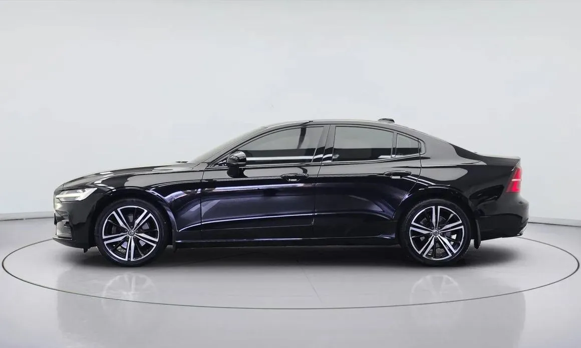 Volvo S60 2022 из KR, фото 4