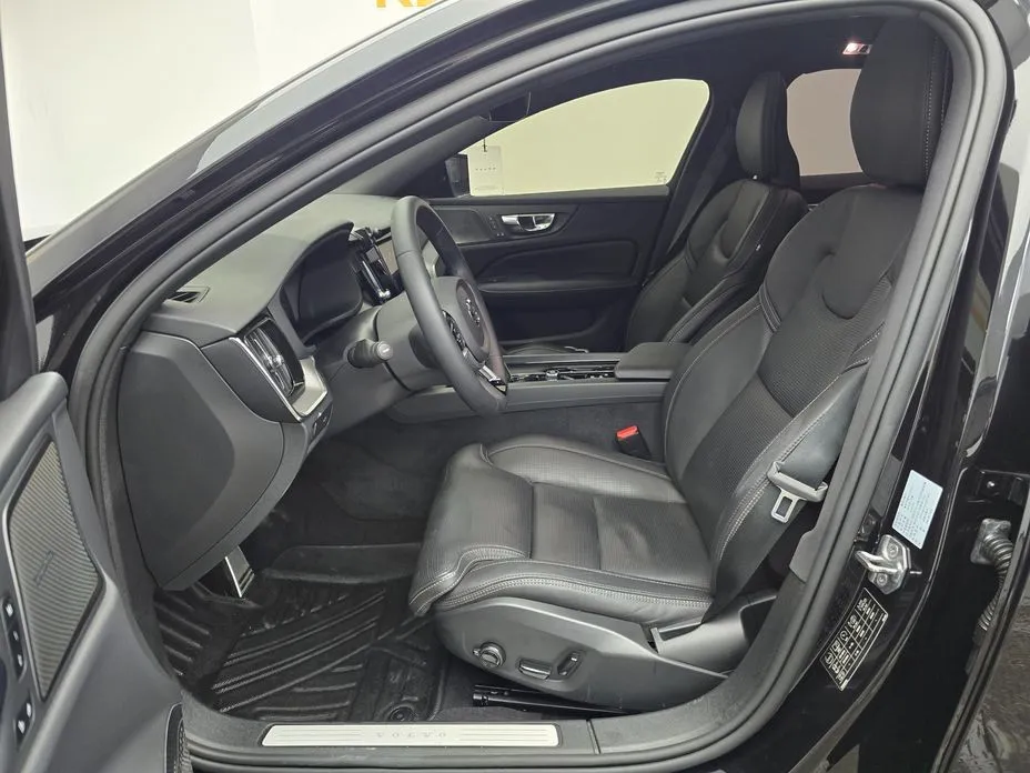 Volvo S60 2022 из KR, фото 10