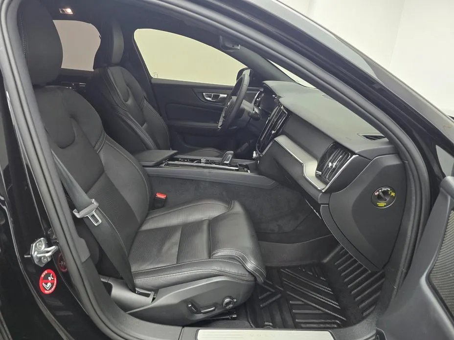 Volvo S60 2022 из KR, фото 7