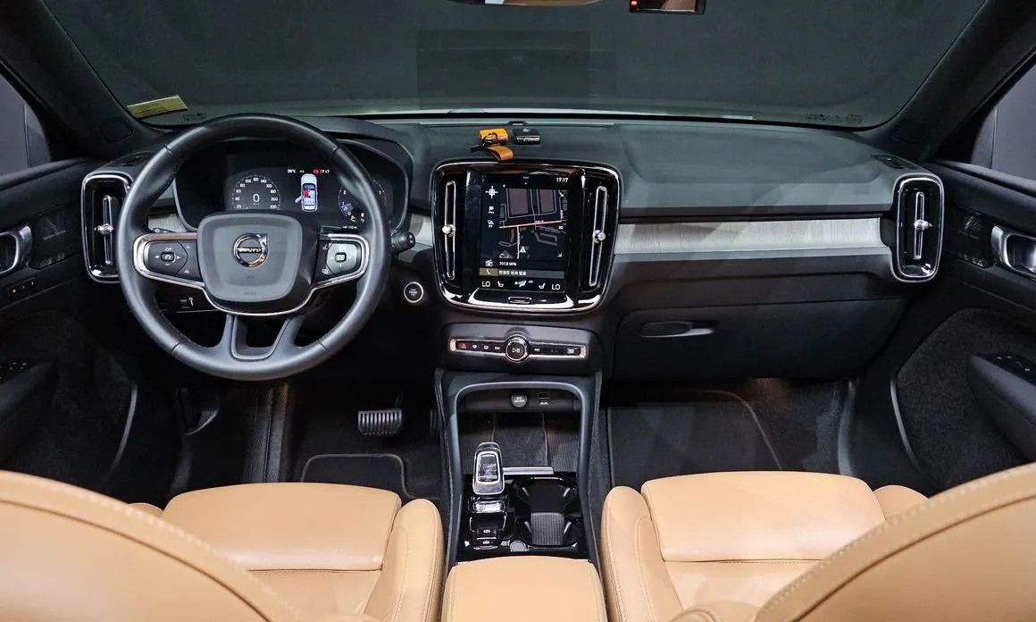 Volvo XC40 2022 из KR, фото 5