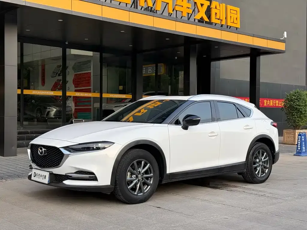 Mazda CX-4 — фото 1