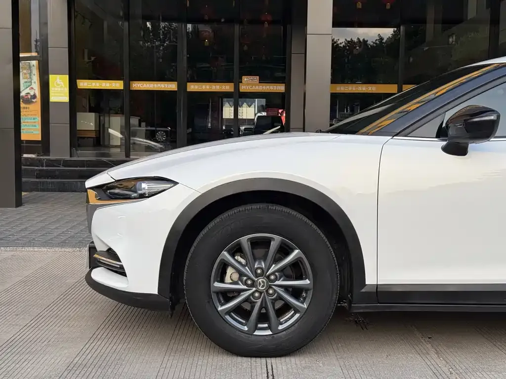 Mazda CX-4 — фото 4