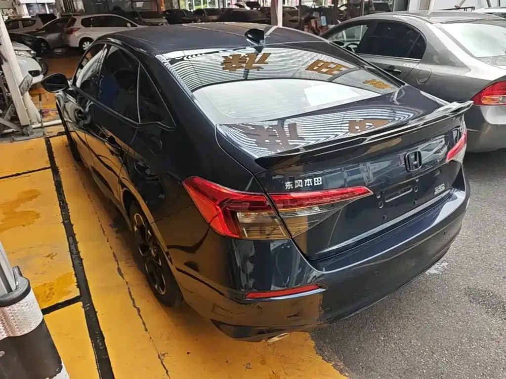 Honda Civic — фото 9