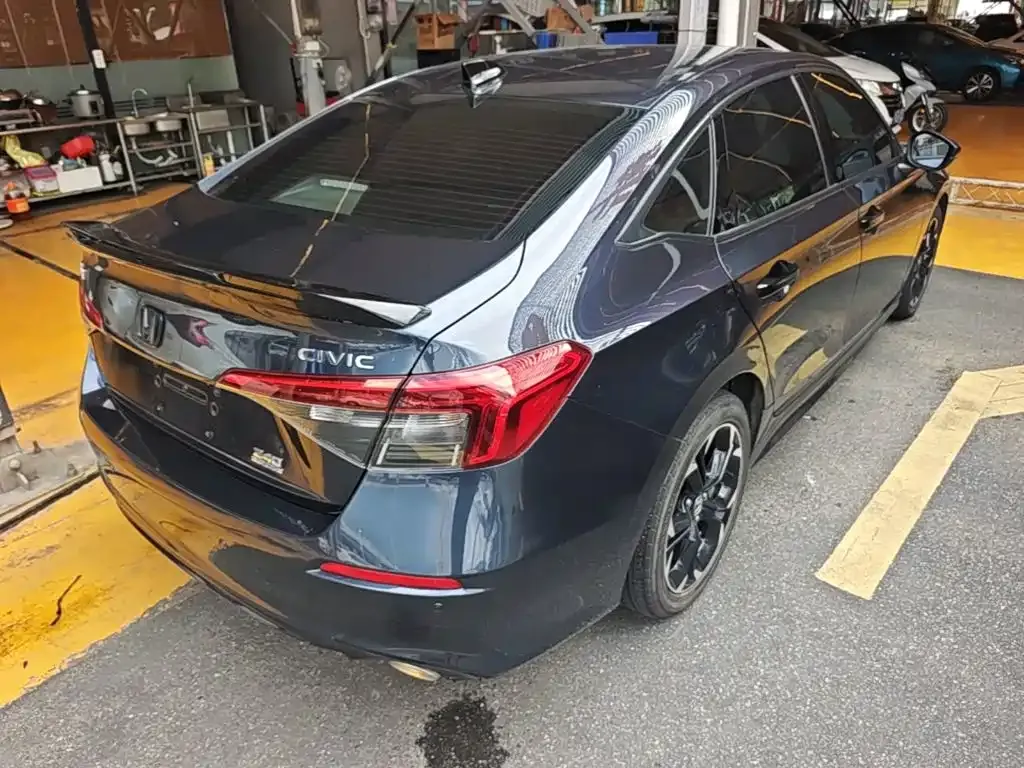 Honda Civic — фото 4