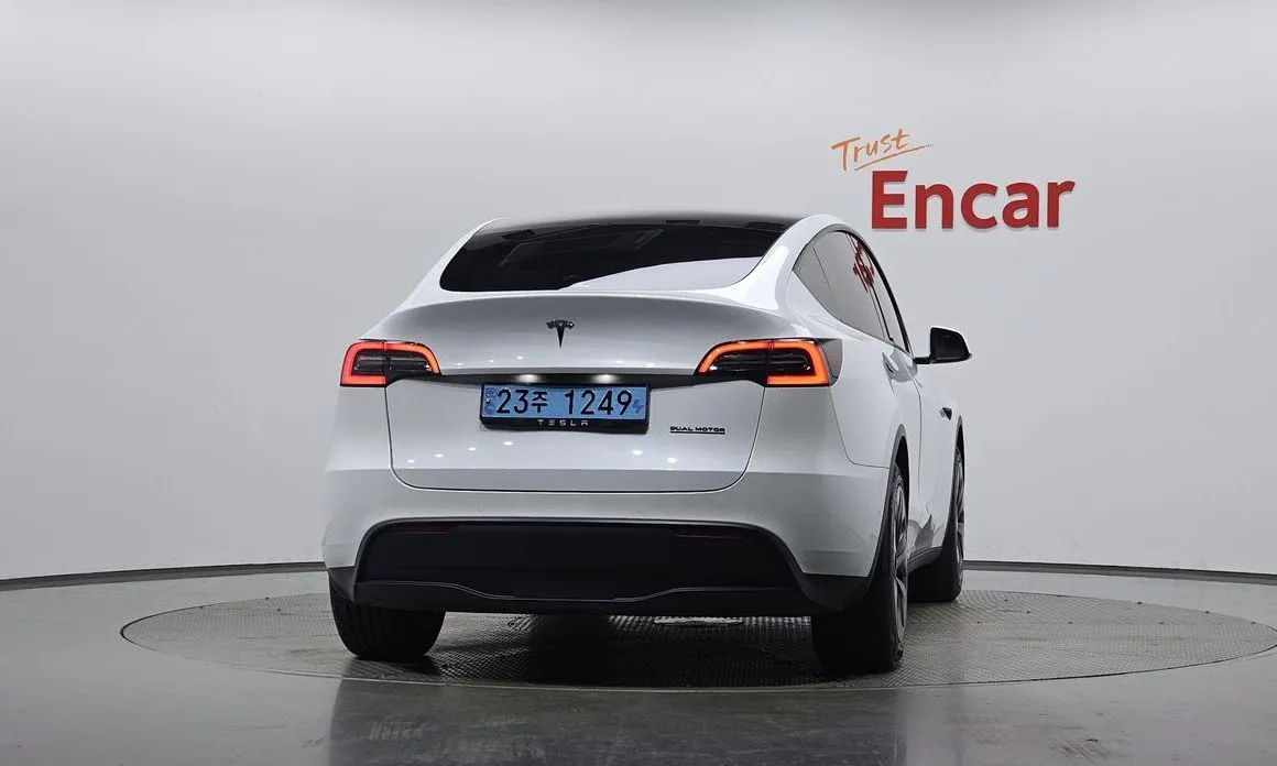 Tesla Model Y 2021 из KR, фото 9