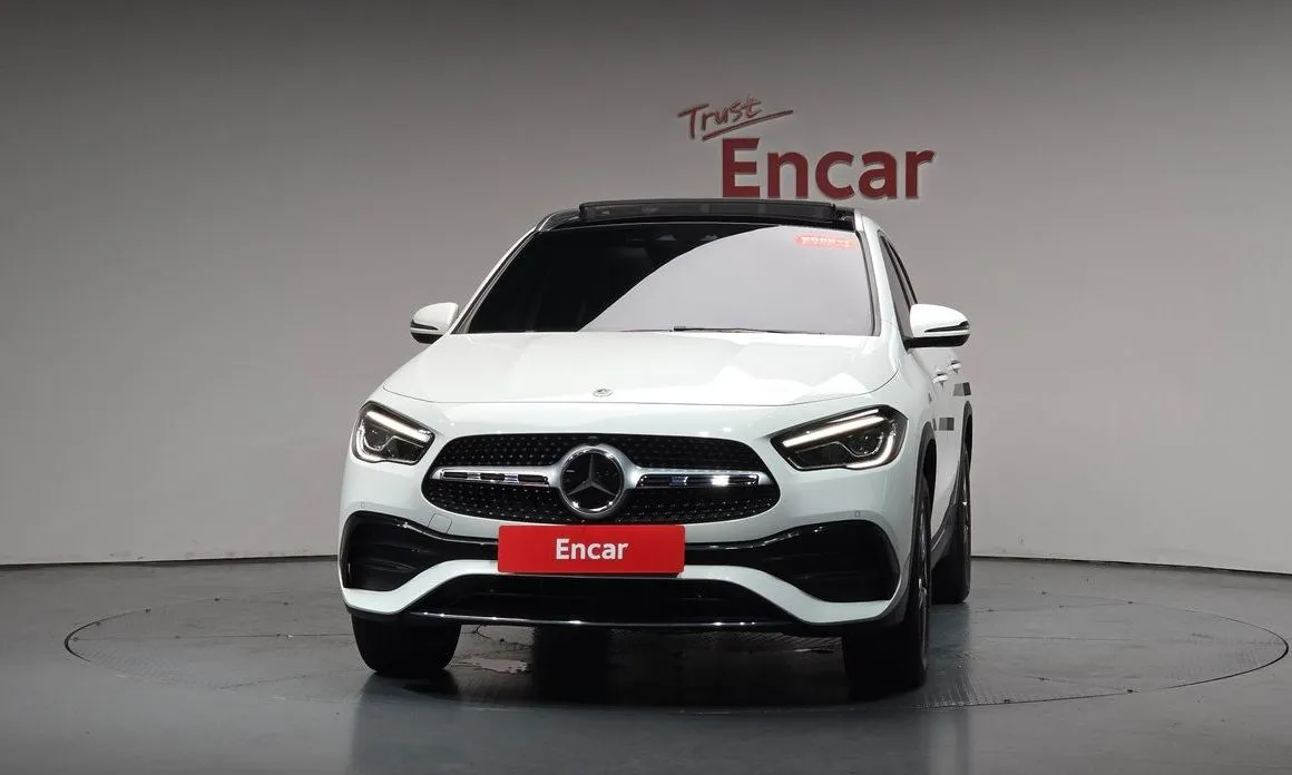 Mercedes-Benz GLA-Class — фото 7