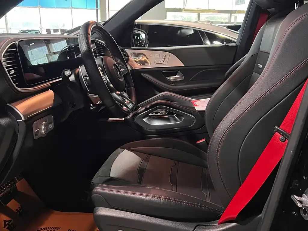 Mercedes-Benz GLE AMG — фото 6