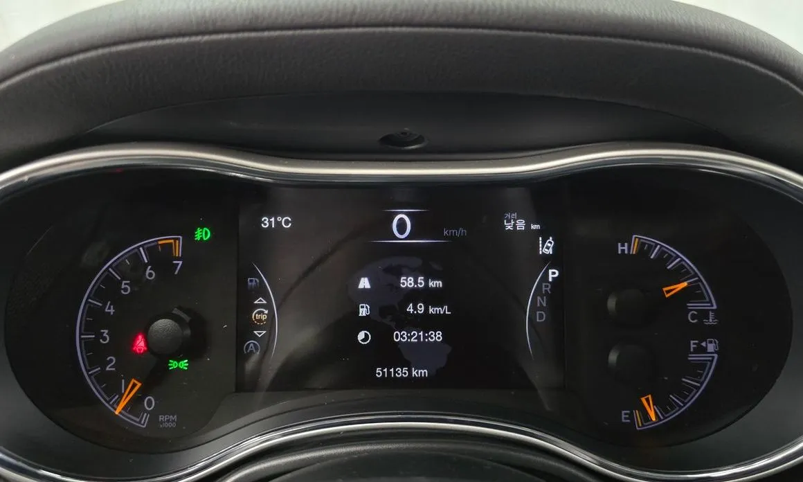 Jeep Cherokee 2021 из KR, фото 4