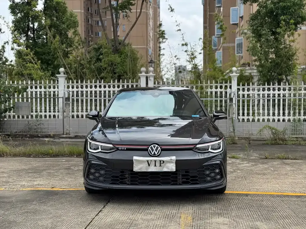 Volkswagen Golf GTI — фото 5