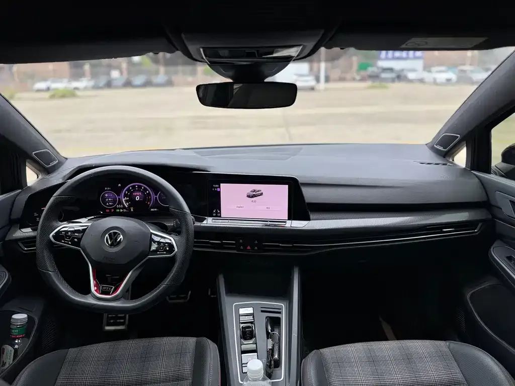 Volkswagen Golf GTI — фото 2