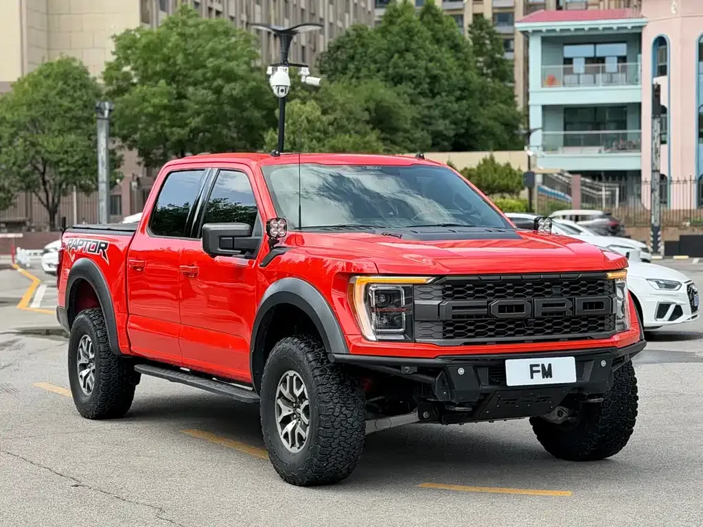 Ford F-150 Raptor — фото 10