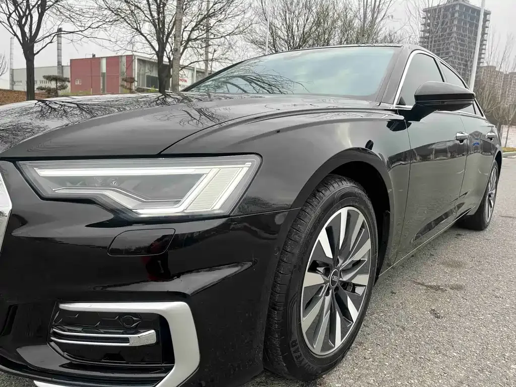 Audi A6L — фото 5