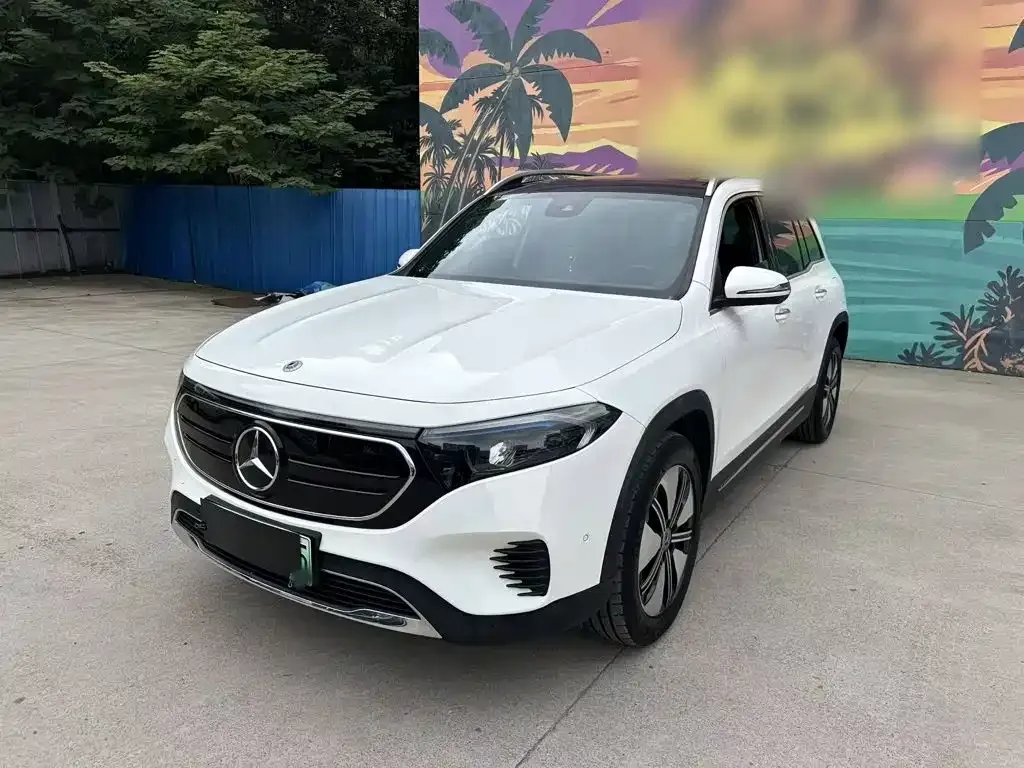 Mercedes-Benz EQB