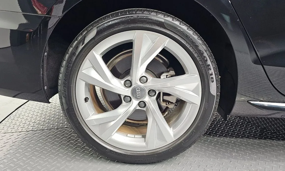 Audi A4 2021 из KR, фото 6