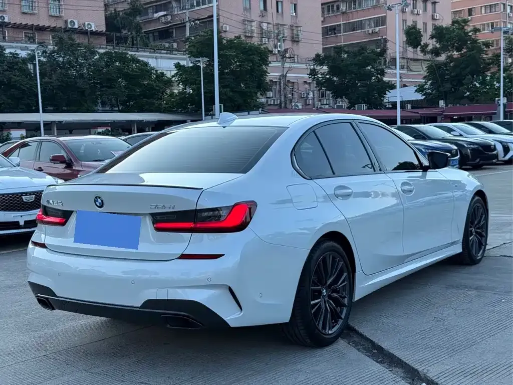 BMW 3 Series — фото 10