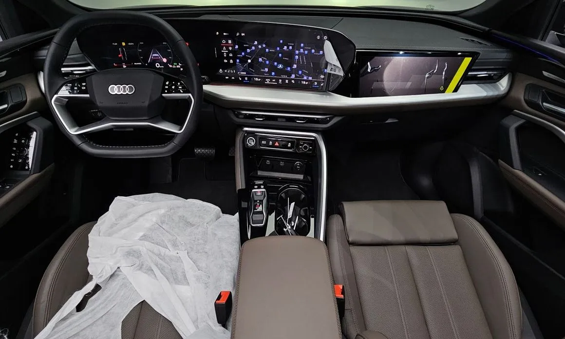 Audi Q5 2025 из KR, фото 9