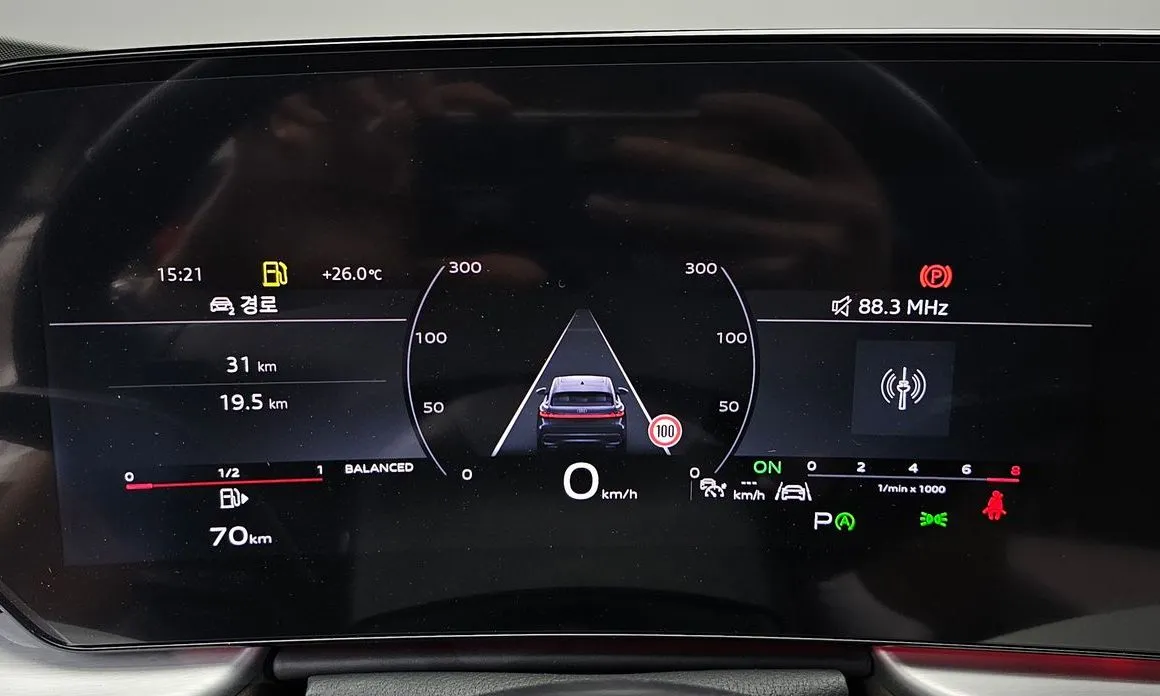 Audi Q5 2025 из KR, фото 2