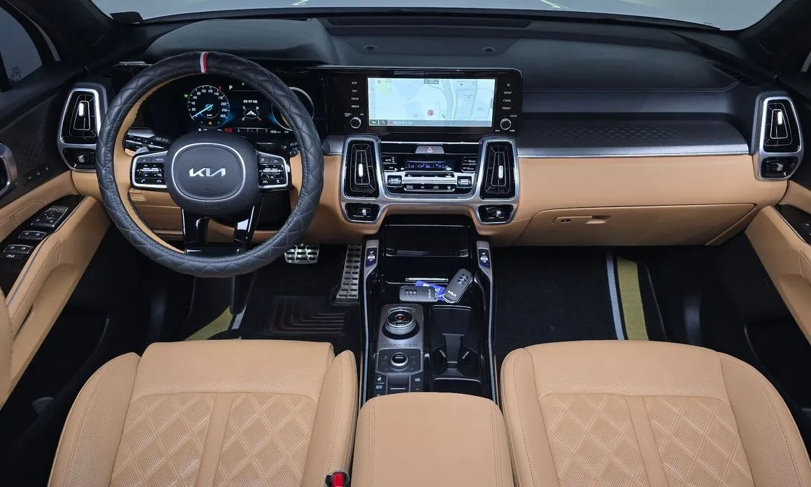 Kia Sorento — фото 5