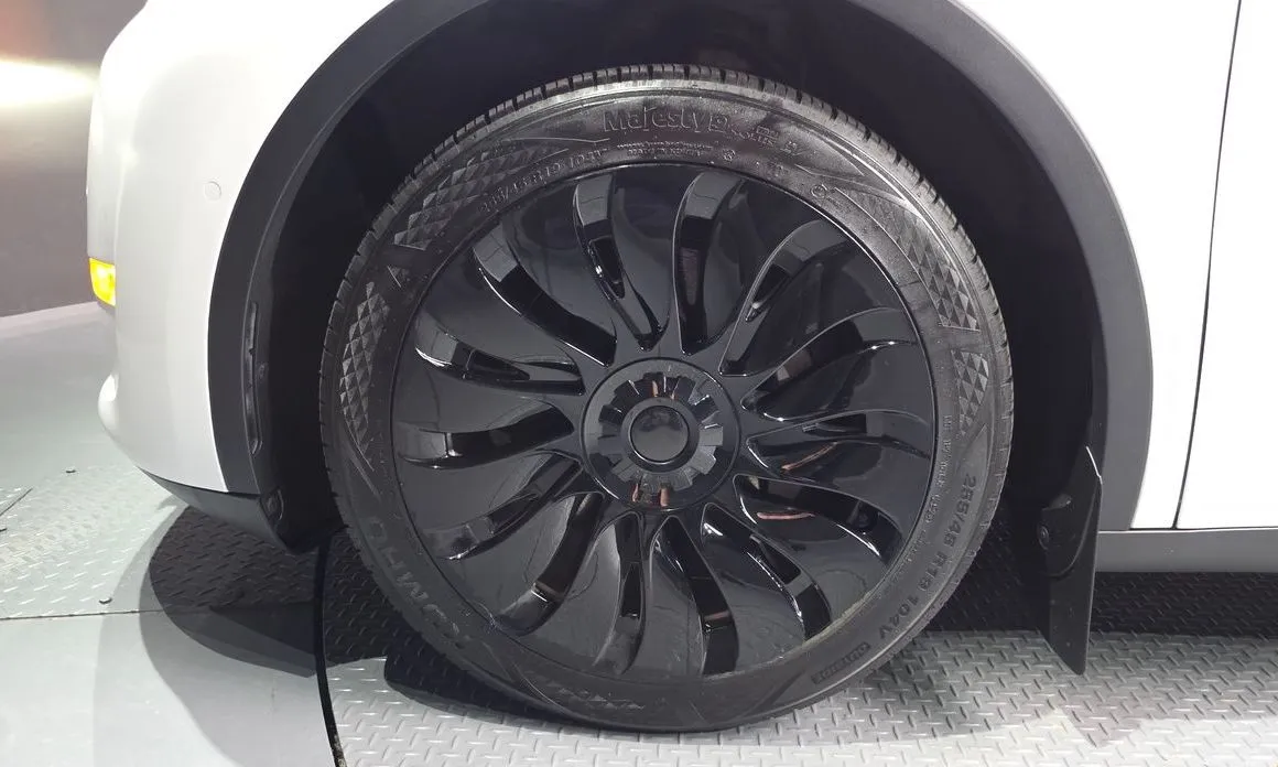 Tesla Model Y 2022 из KR, фото 10
