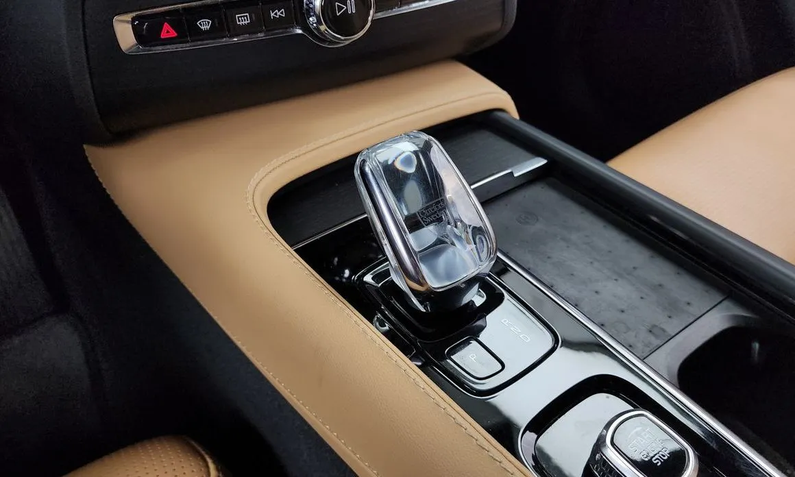 Volvo XC90 2021 из KR, фото 8