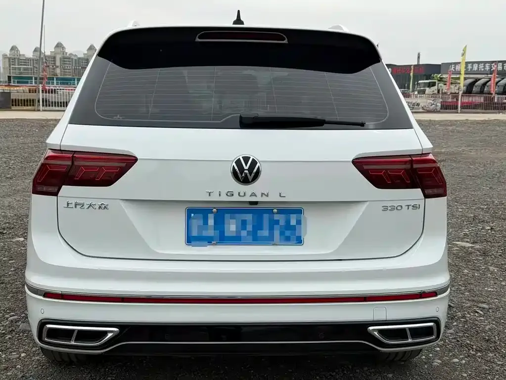 Volkswagen Tiguan L — фото 7