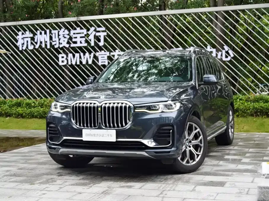 BMW X7 — фото 1