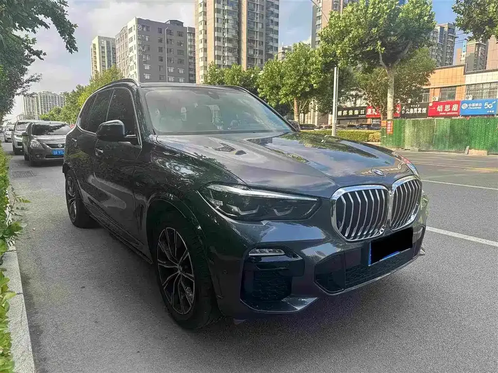 BMW X5 (Import) — фото 9