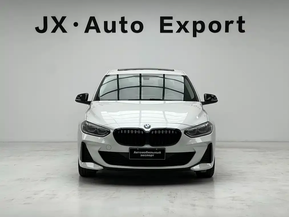 BMW 1 Series 2022 из CN, фото 3