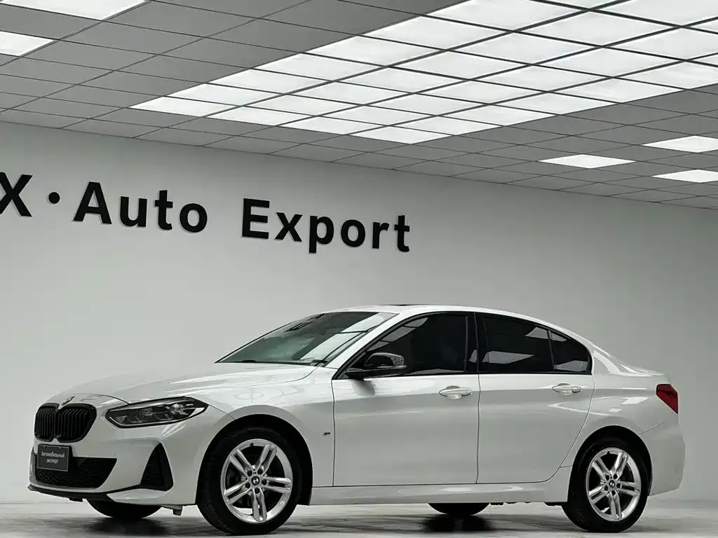 BMW 1 Series 2022 из CN, фото 9