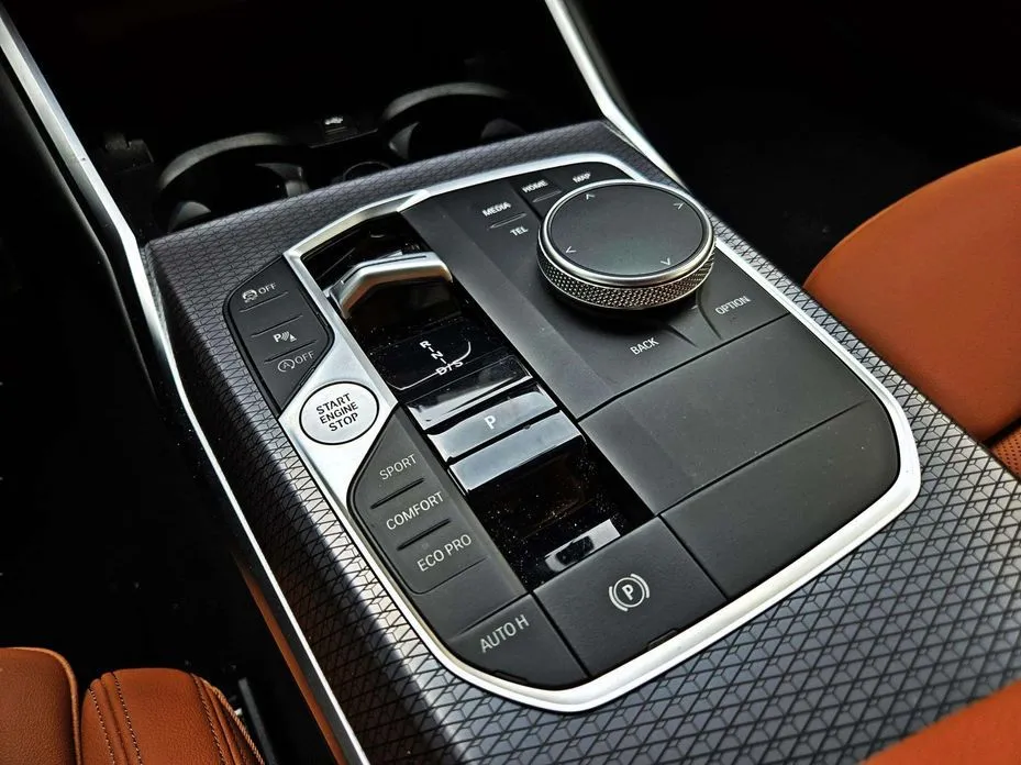 BMW 3-Series — фото 10