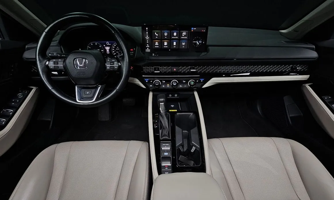 Honda Accord — фото 6