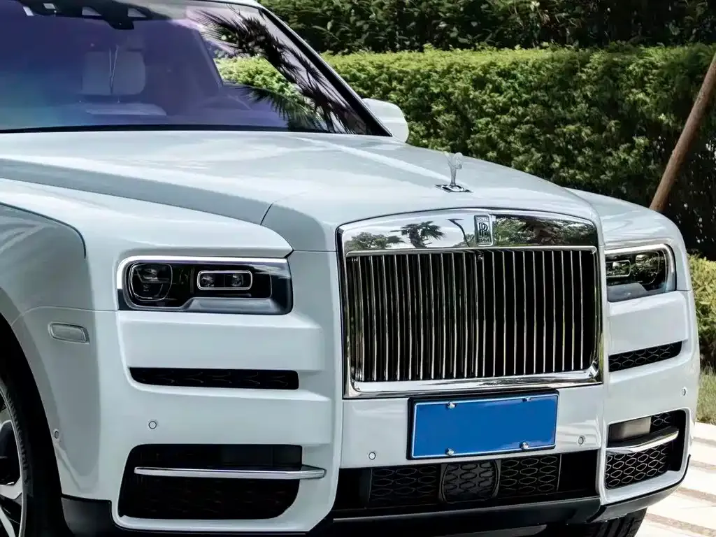 Rolls-Royce Cullinan — фото 7