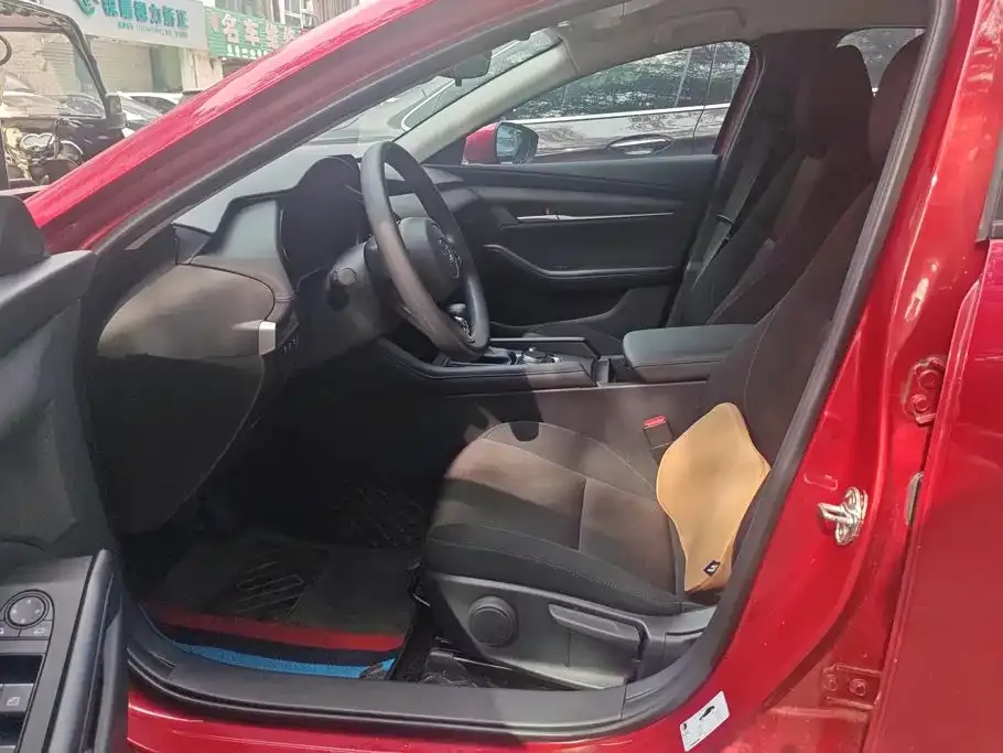 Mazda 3 Axela 2022 из CN, фото 6