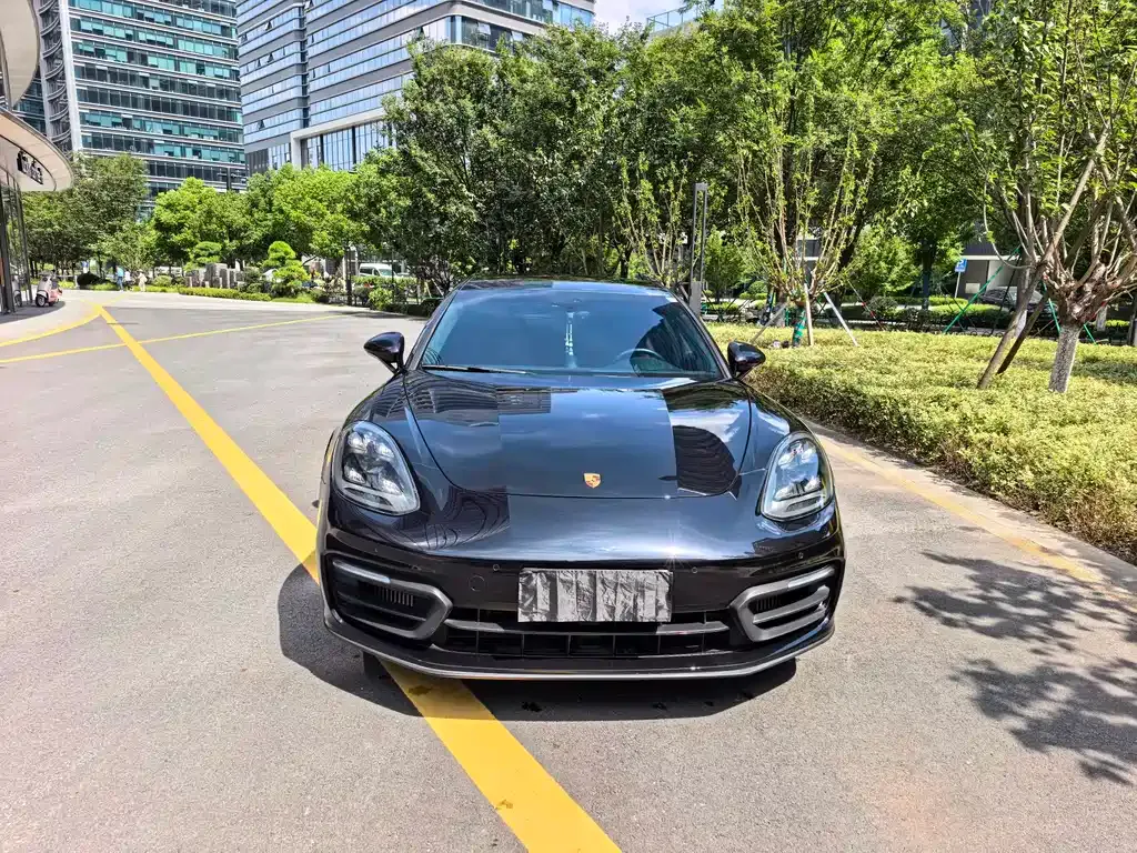Porsche Panamera — фото 10