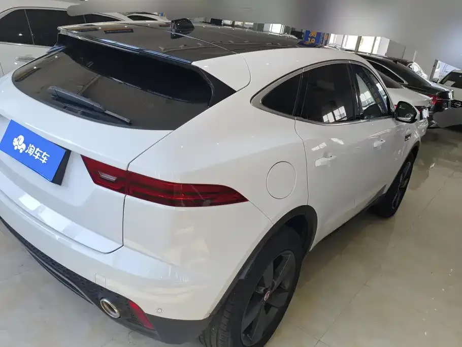 Jaguar E-PACE 2023 из CN, фото 9