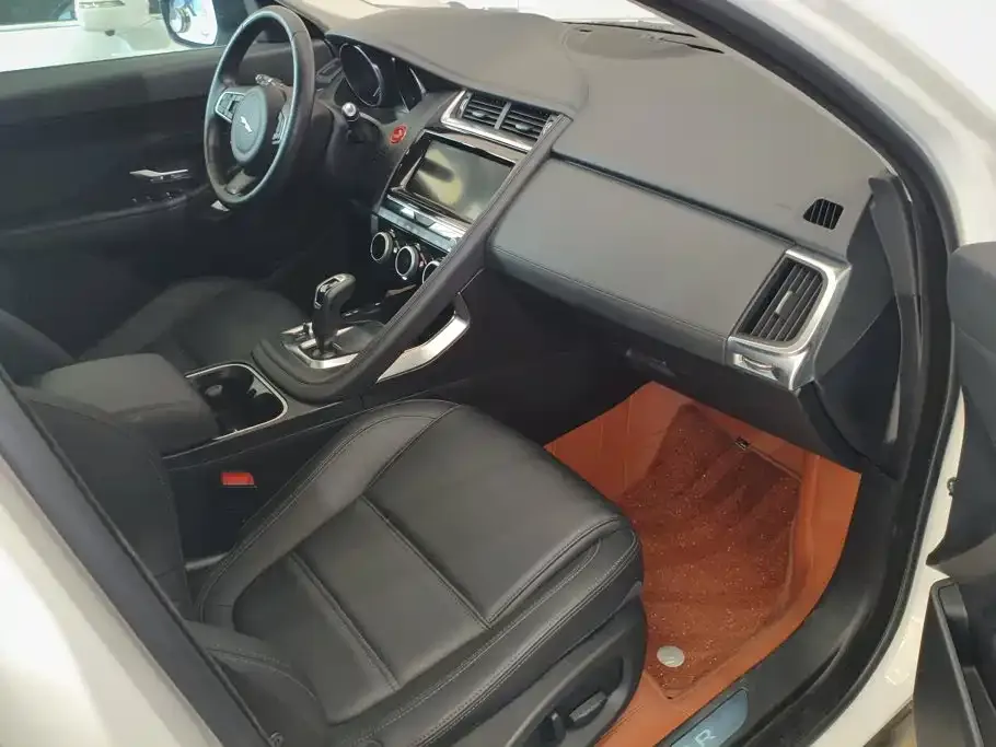 Jaguar E-PACE 2023 из CN, фото 5